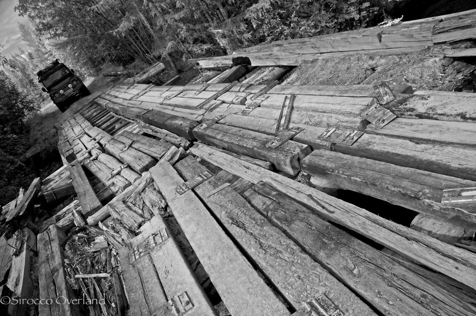 Russia, Overland, 4x4, Big Bridge, Narrow Bridge, Scary Bridge, Defender, Land Rover, 90