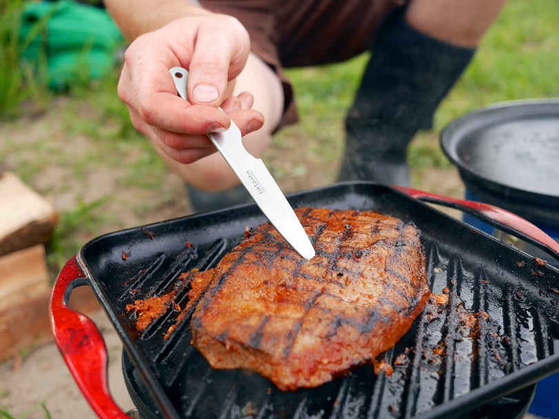 Tiktaalik Field Knives Cooking 4x3 (11)